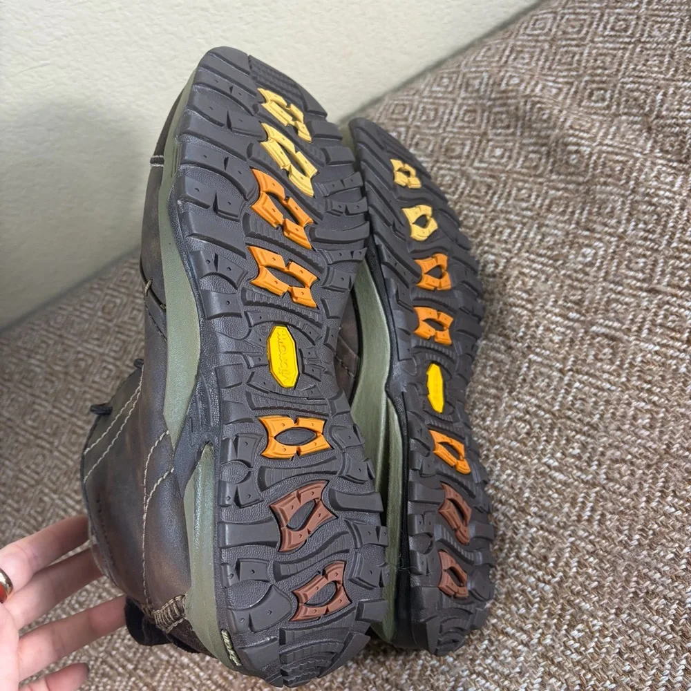Merrell Men’s InBound Chukka Boot Brown Vibram Sole Sz 9 Outdoor Comfy Gorpcore